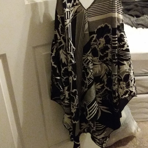 Tank top - Picture 3 of 4